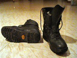 Buty standardowe, typu wojskowego